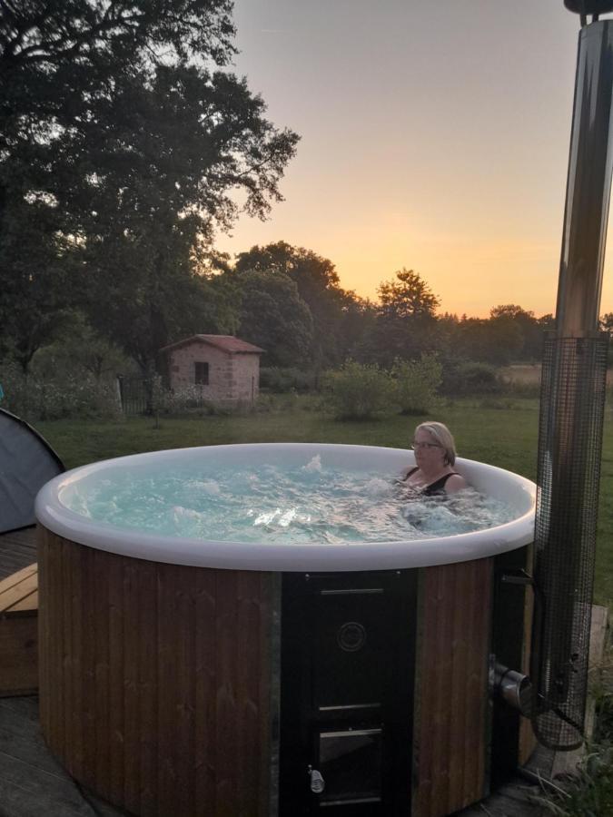 Auberge La Marchadaine Montrollet Екстериор снимка