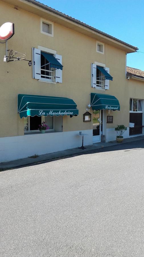 Auberge La Marchadaine Montrollet Екстериор снимка